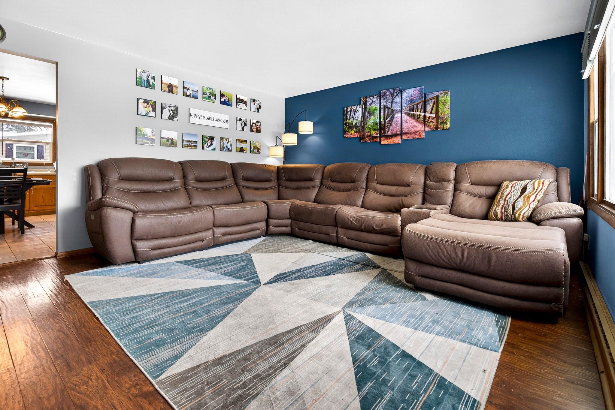 664 West Factory Street Seymour, WI 54165 - Photo 4 of 47