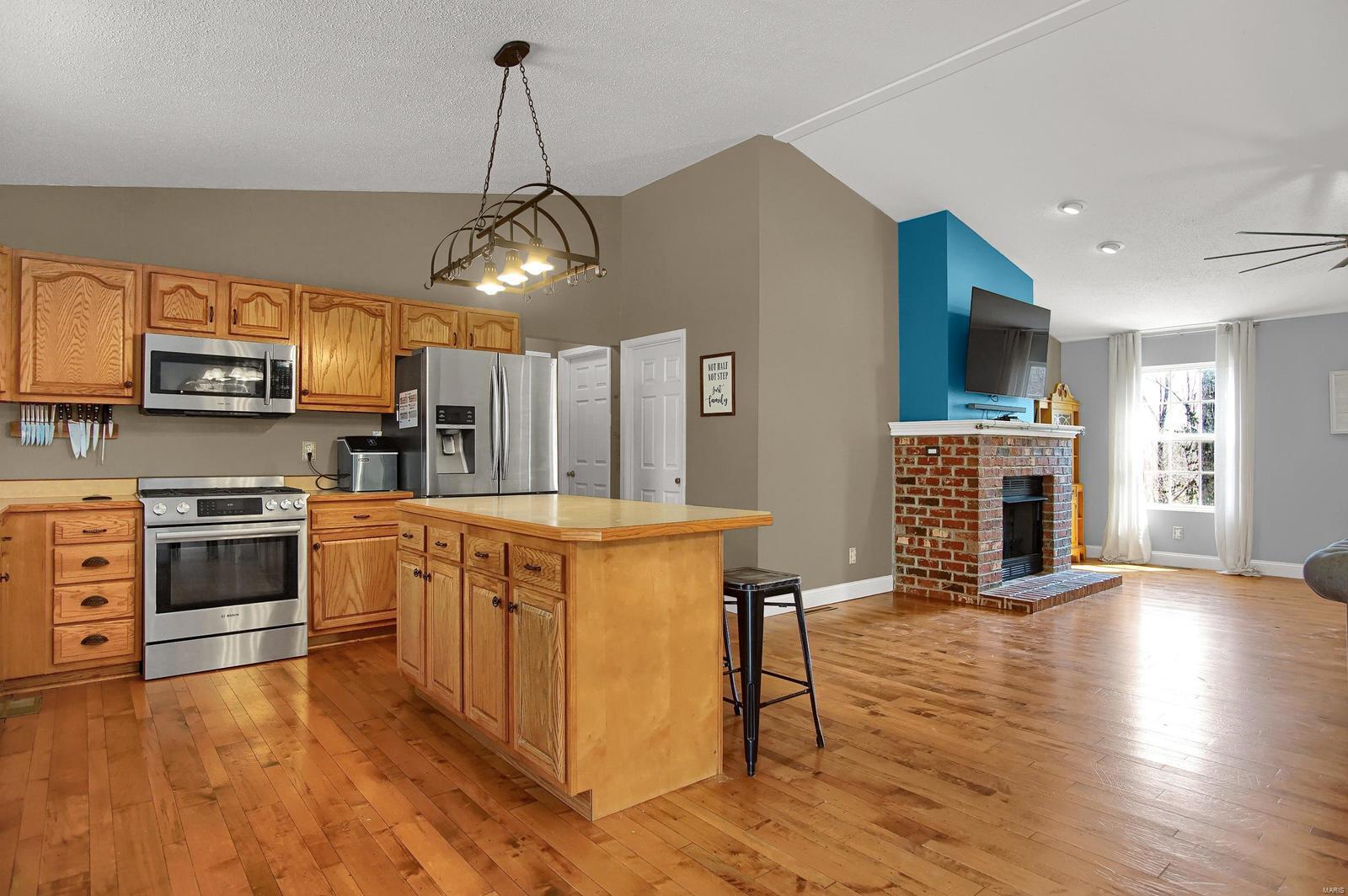3435 Hill Road Highland, IL 62249 - Photo 11 of 31 Gallery Image 11