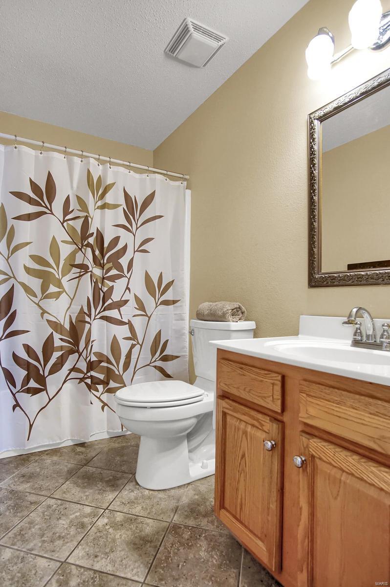 3435 Hill Road Highland, IL 62249 - Photo 14 of 31 Gallery Image 14