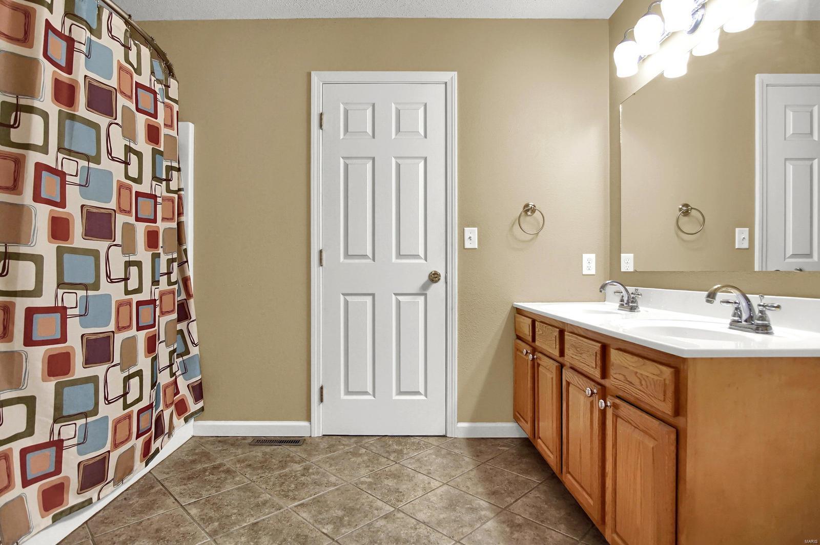 3435 Hill Road Highland, IL 62249 - Photo 20 of 31 Gallery Image 20