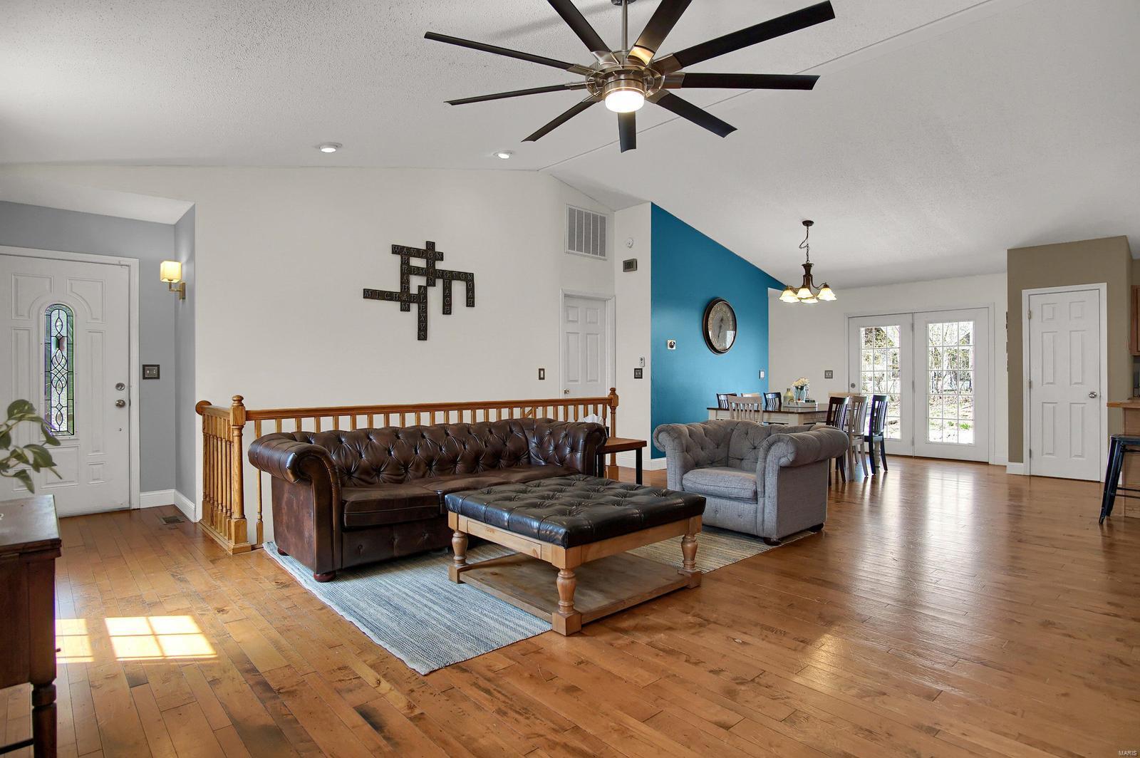3435 Hill Road Highland, IL 62249 - Photo 4 of 31 Gallery Image 4