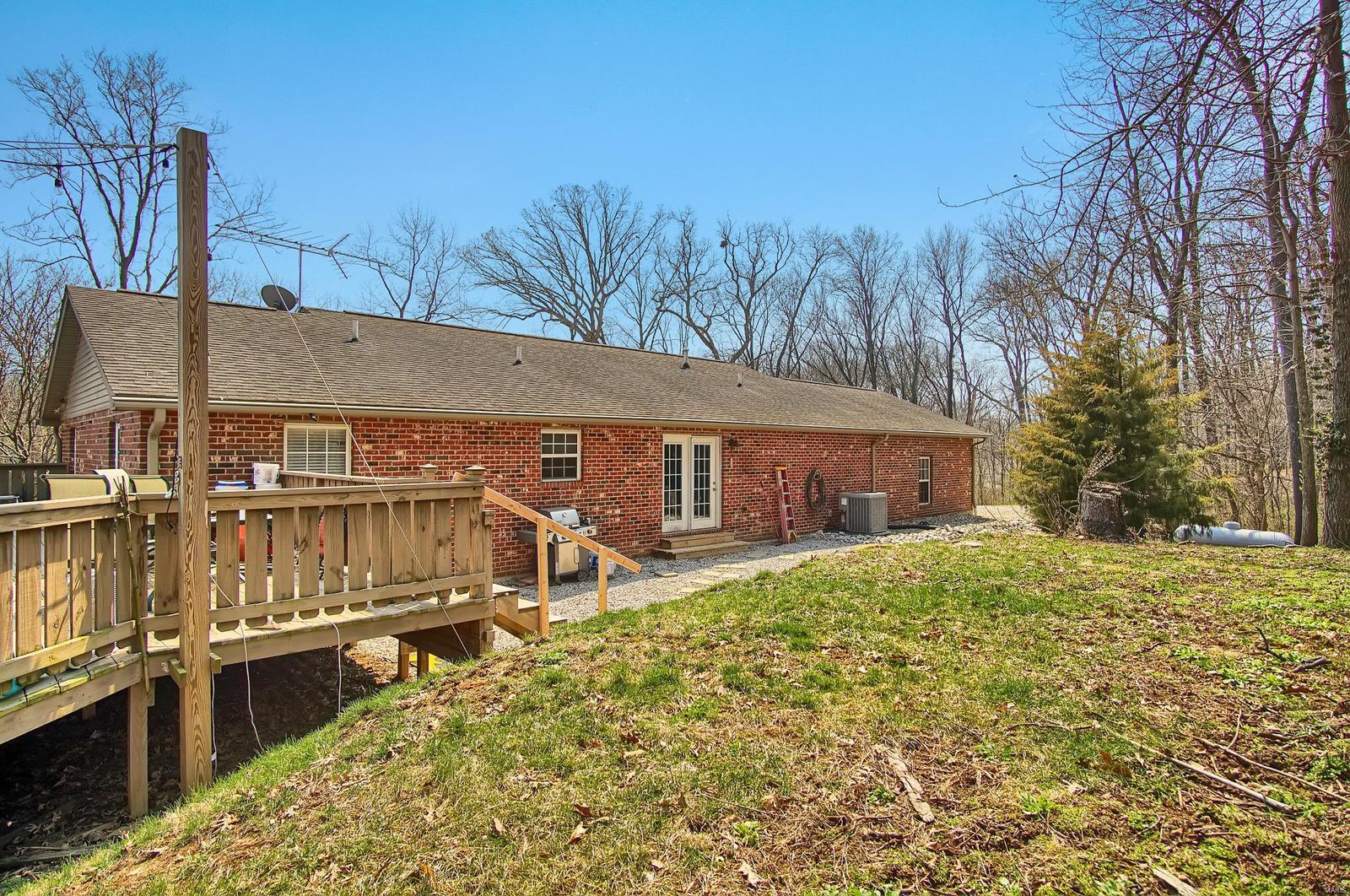 3435 Hill Road Highland, IL 62249 - Photo 31 of 31 Gallery Image 31