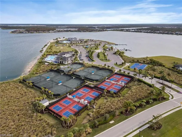 a view of a house with outdoor space
