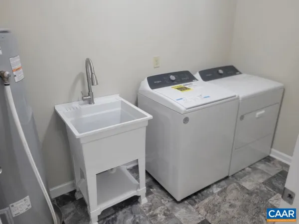 $434,900 | 117 Brooking Lane, Barboursville, VA 22923