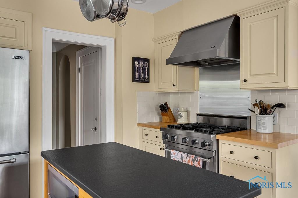 2295 Orchard Road Toledo, OH 43606 - Photo 21 of 50 Gallery Image 21
