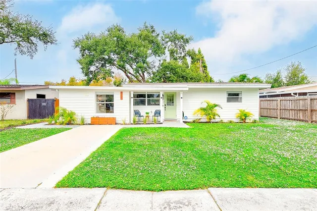 $425,000 | 4703 West Wallace Avenue, Tampa, FL 33611