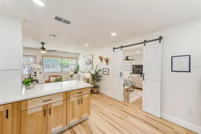 $425,000 | 4703 West Wallace Avenue, Tampa, FL 33611