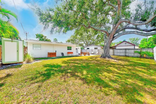 $425,000 | 4703 West Wallace Avenue, Tampa, FL 33611