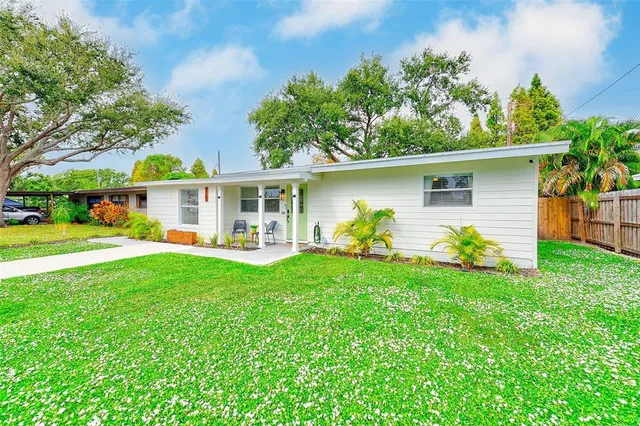 $425,000 | 4703 West Wallace Avenue, Tampa, FL 33611