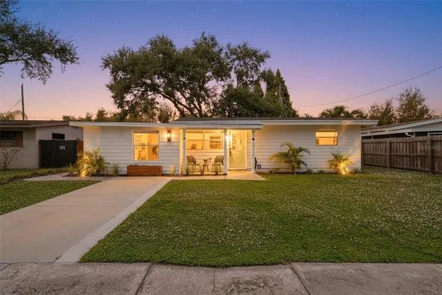 $425,000 | 4703 West Wallace Avenue, Tampa, FL 33611