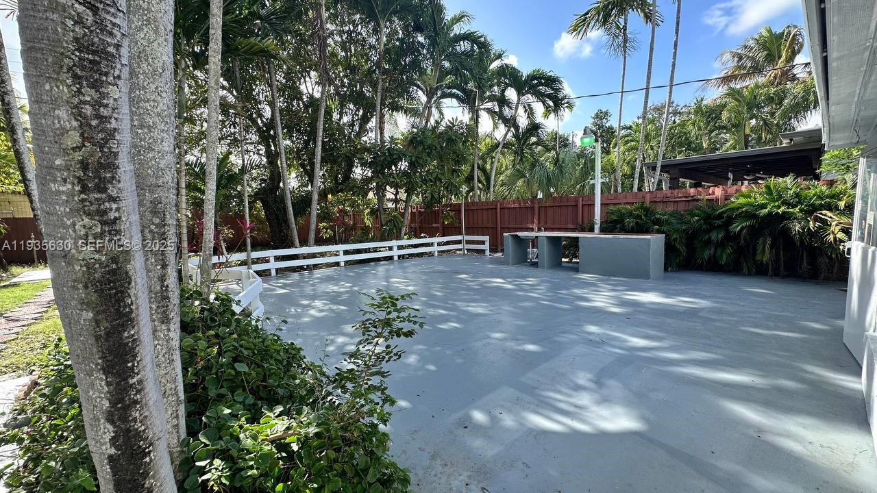 1824 Southwest 24th Street Miami, FL 33145 - Photo 31 of 35 a view of outdoor space with garden