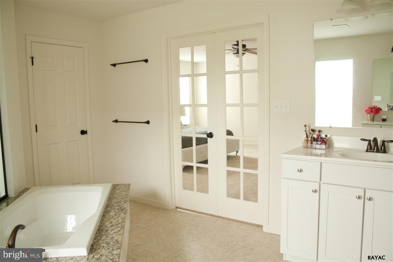 567 Countryside Road Seven Valleys, PA 17360 - Photo 11 of 25 Gallery Image 11
