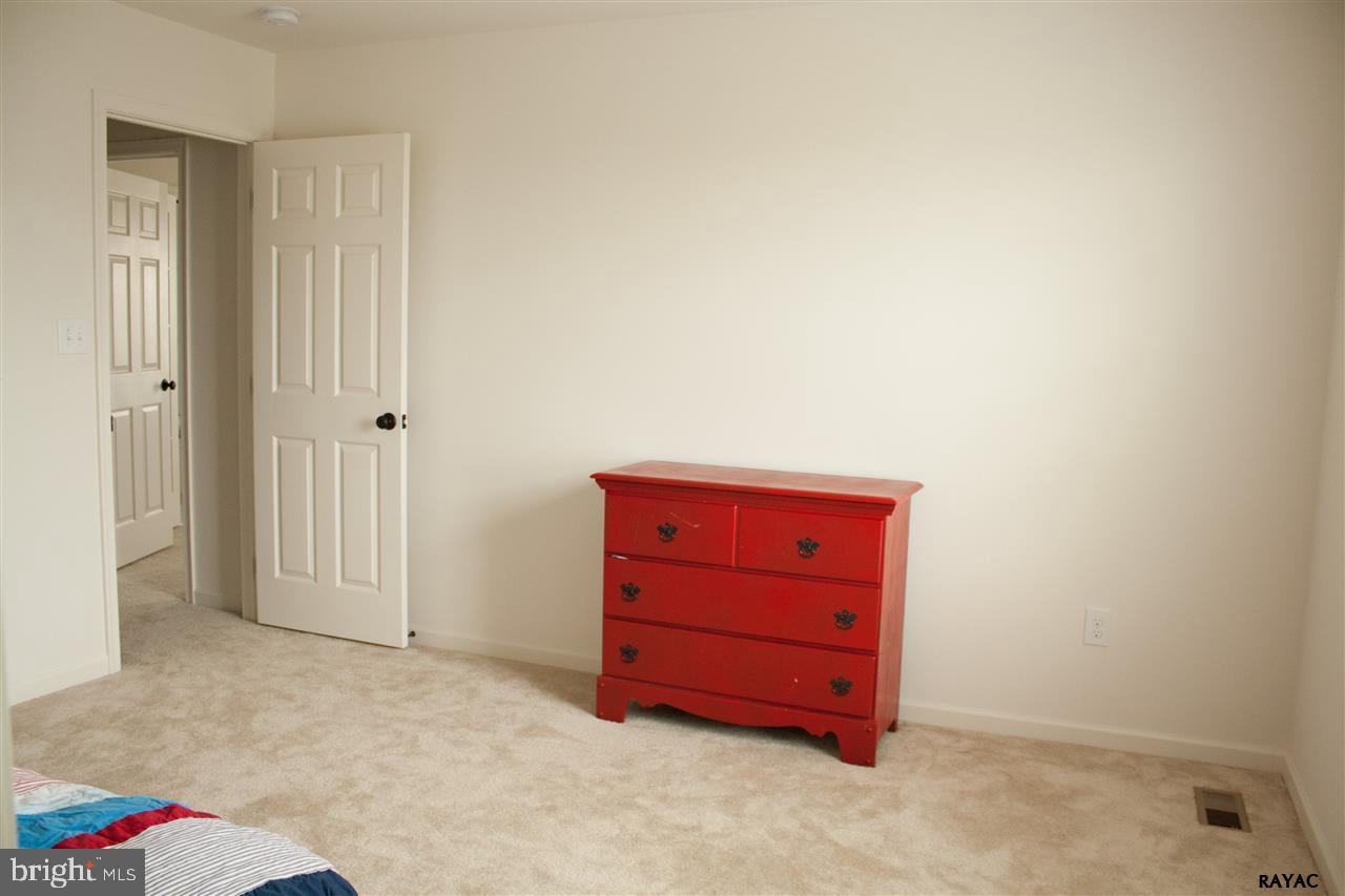 567 Countryside Road Seven Valleys, PA 17360 - Photo 14 of 25 Gallery Image 14