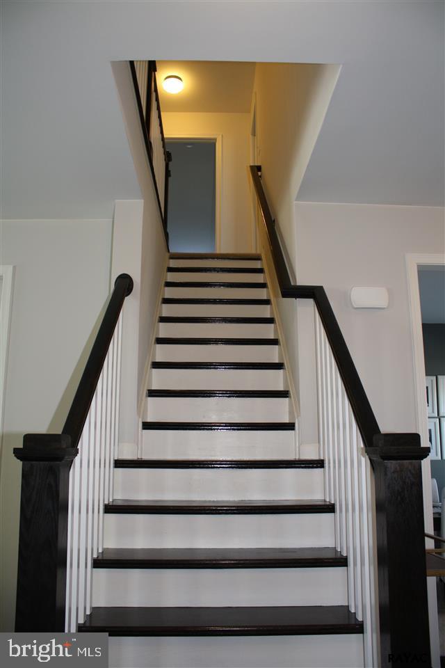 567 Countryside Road Seven Valleys, PA 17360 - Photo 21 of 25 Gallery Image 21