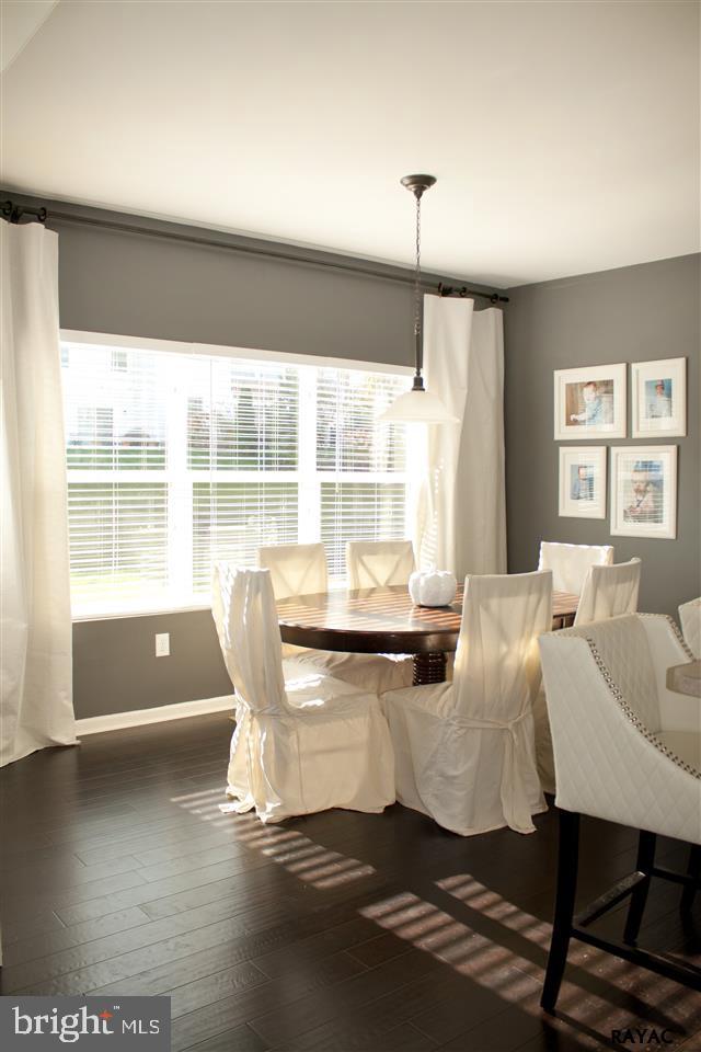 567 Countryside Road Seven Valleys, PA 17360 - Photo 4 of 25 Gallery Image 4