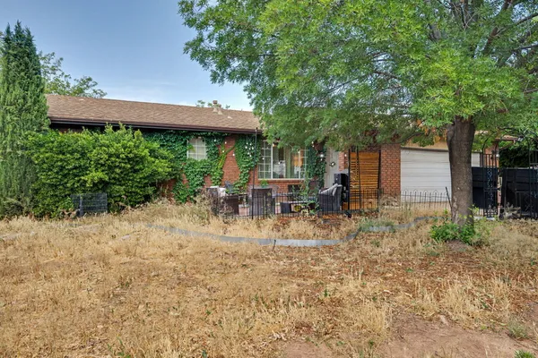 $450,000 | 585 North 290 West, La Verkin, UT 84745