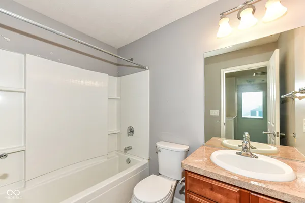 $425,400 | 12857 Rotterdam Road, Fishers, IN 46037