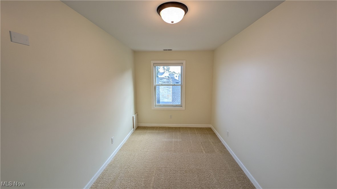 4376 East Cliff Road Port Clinton, OH 43452 - Photo 23 of 39 Gallery Image 23