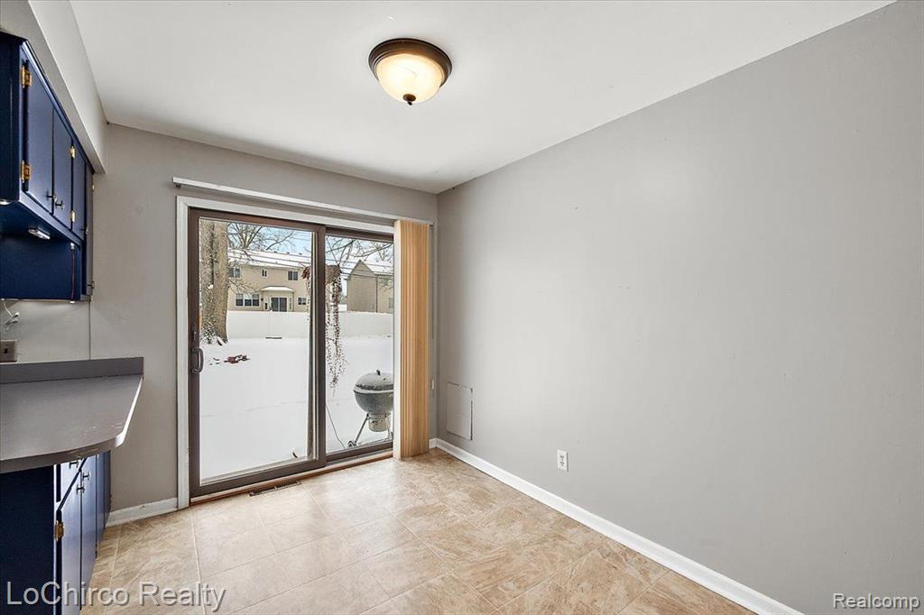 3147 Culbertson Avenue Rochester Hills, MI 48307 - Photo 15 of 38