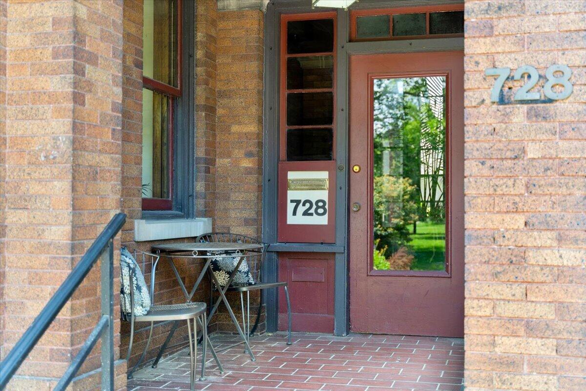 728 Longfellow Street Detroit, MI 48202 - Photo 5 of 77 60-728 Longfellow-60