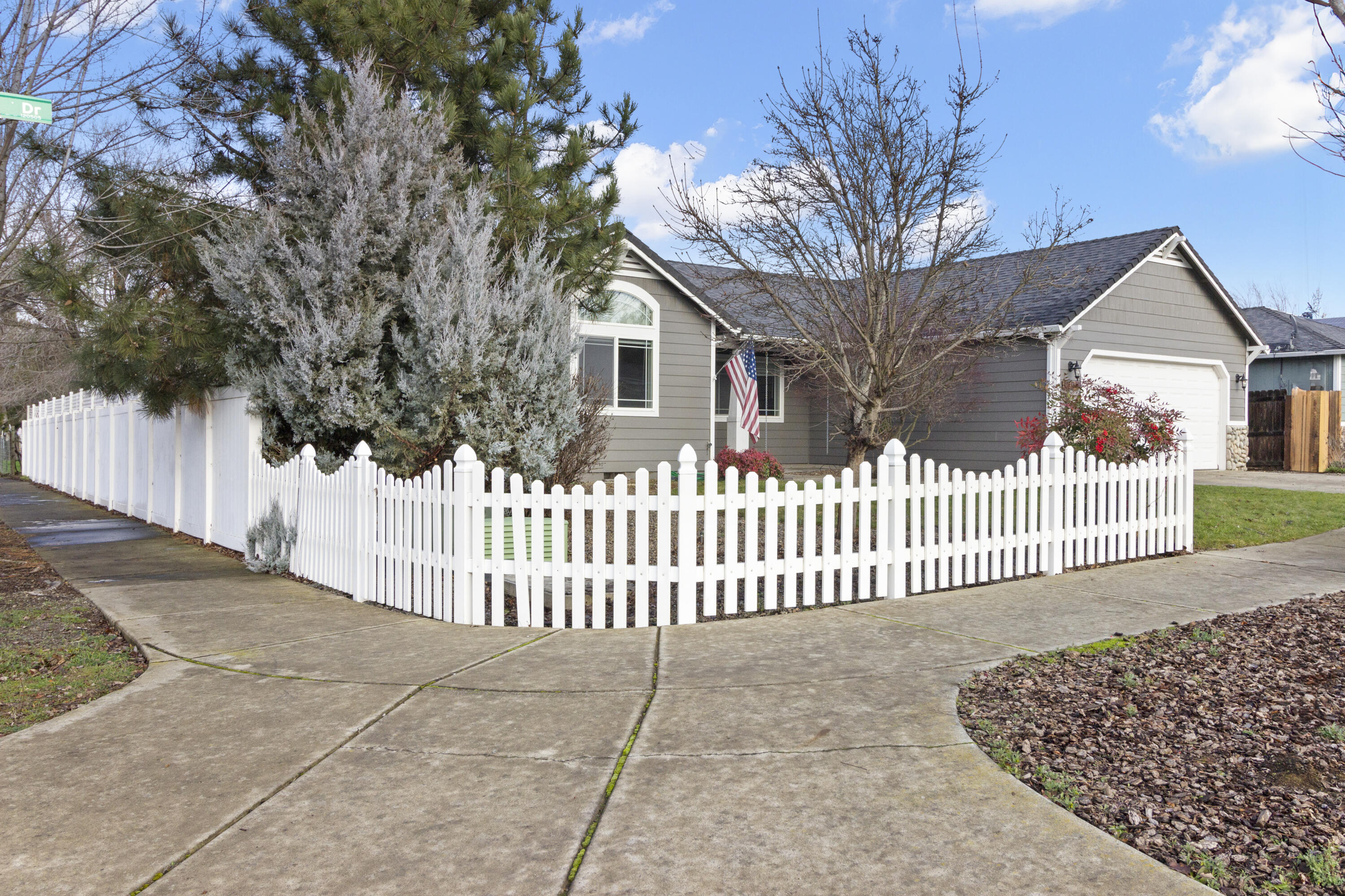 1794 Key Drive Medford, OR 97501 - Photo 29 of 29 30-1794 Key Drive-30