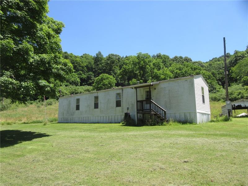 243 Cottage Hill Road Holbrook, PA 15341 - Photo 2 of 19 Gallery Image 2