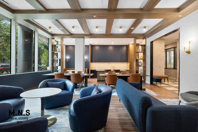 $3,774 | 65 Dupont Street, Unit 724 | Greenpoint