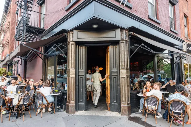 $3,774 | 65 Dupont Street, Unit 724 | Greenpoint