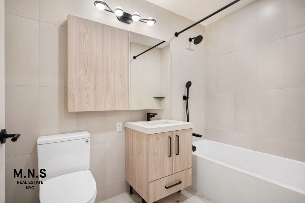 65 Dupont Street, Unit 724 Brooklyn, NY 11222 - Photo 6 of 25