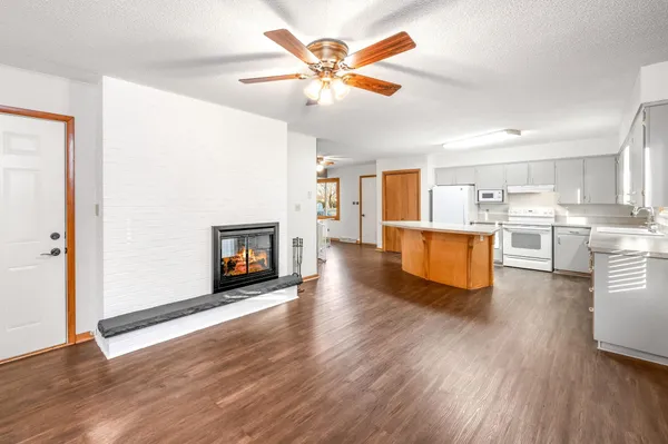 $239,900 | 1224 South Ramsey Street, Blue Earth, MN 56013