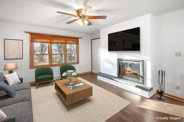 $236,900 | 1224 South Ramsey Street, Blue Earth, MN 56013