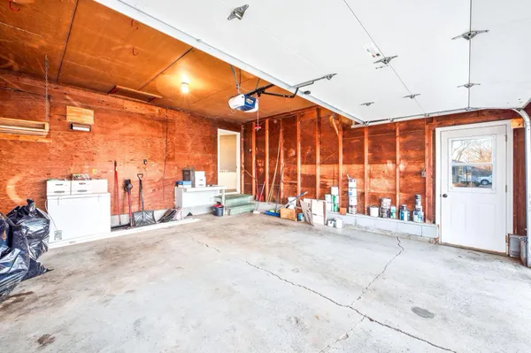 $236,900 | 1224 South Ramsey Street, Blue Earth, MN 56013