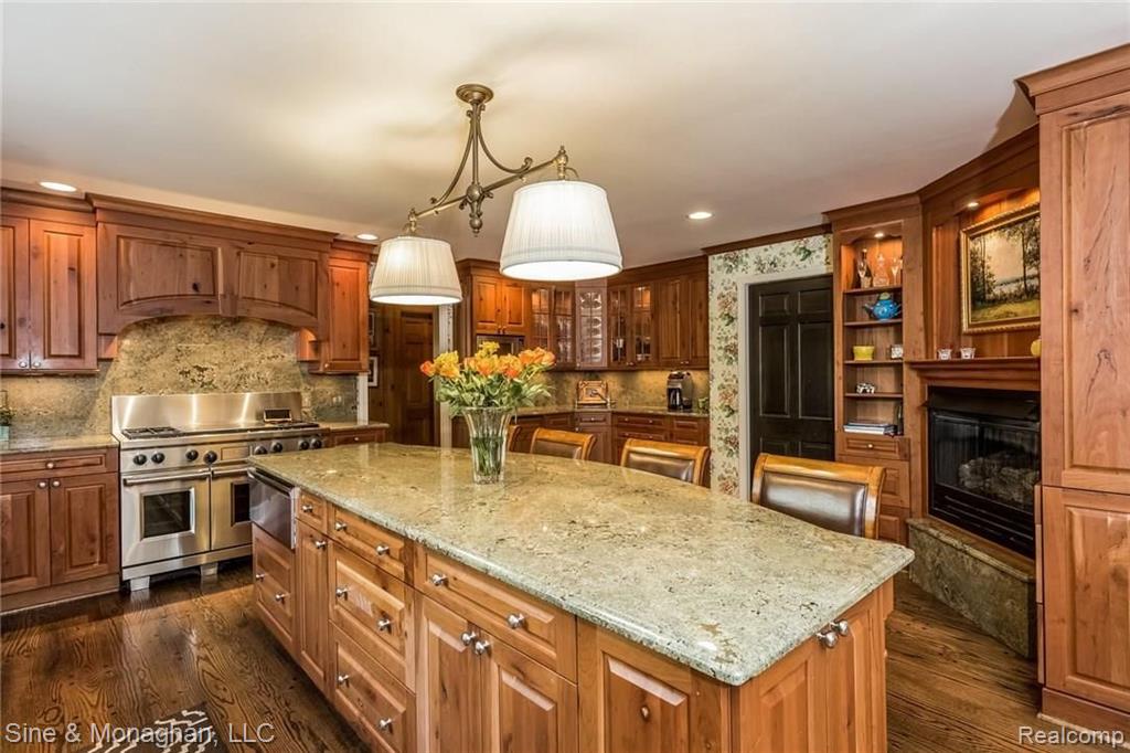 157 Kenwood Road Grosse Pointe Farms, MI 48236 - Photo 16 of 84