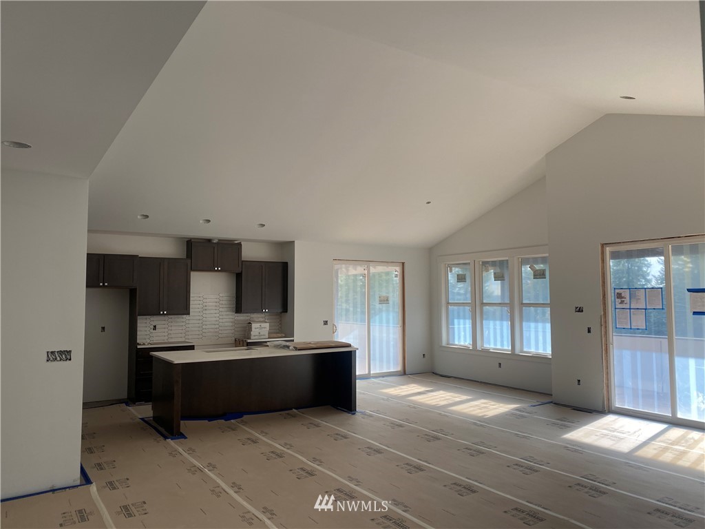 20105 Southeast 152nd Street Renton, WA 98059 - Photo 3 of 12