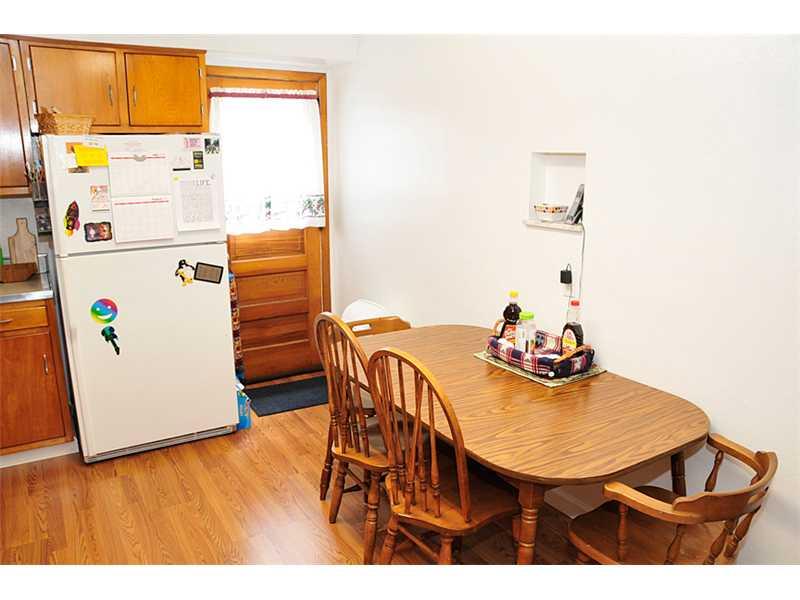 456 Rochester Road Pittsburgh, PA 15237 - Photo 8 of 16 Kitchen.