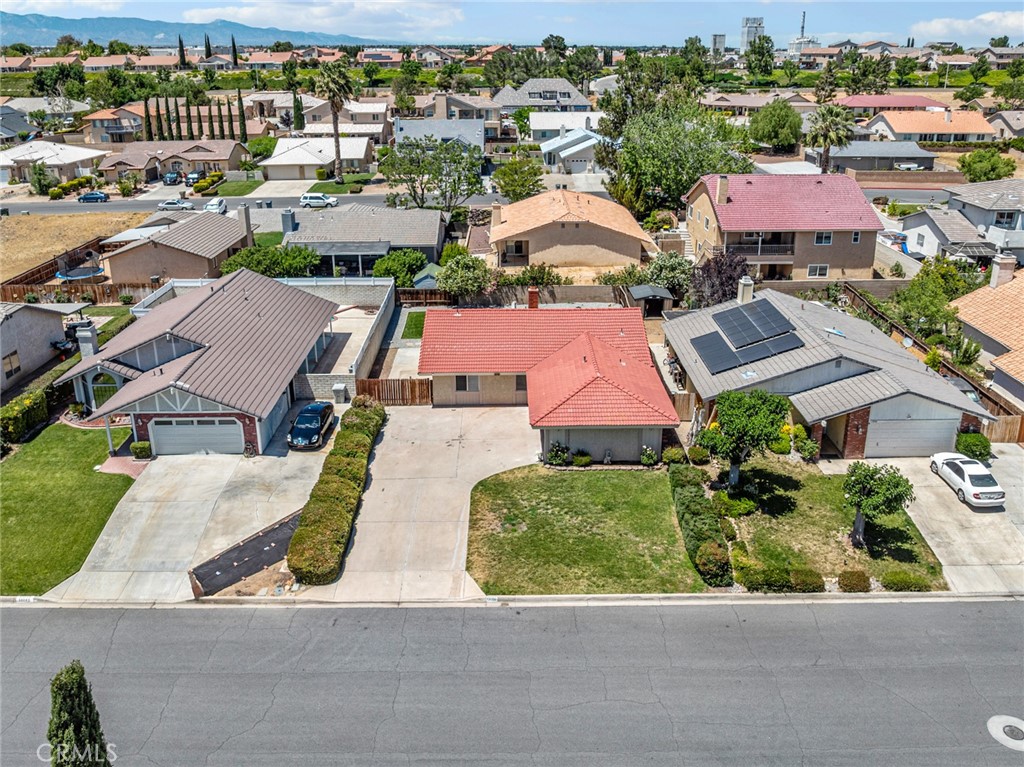 13050 Rain Shadow Road Victorville, CA 92395 - Photo 3 of 77