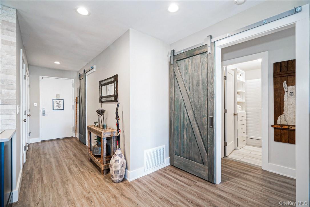 720 Milton Road, Unit N2C Rye, NY 10580 - Photo 4 of 21 Gallery Image 4
