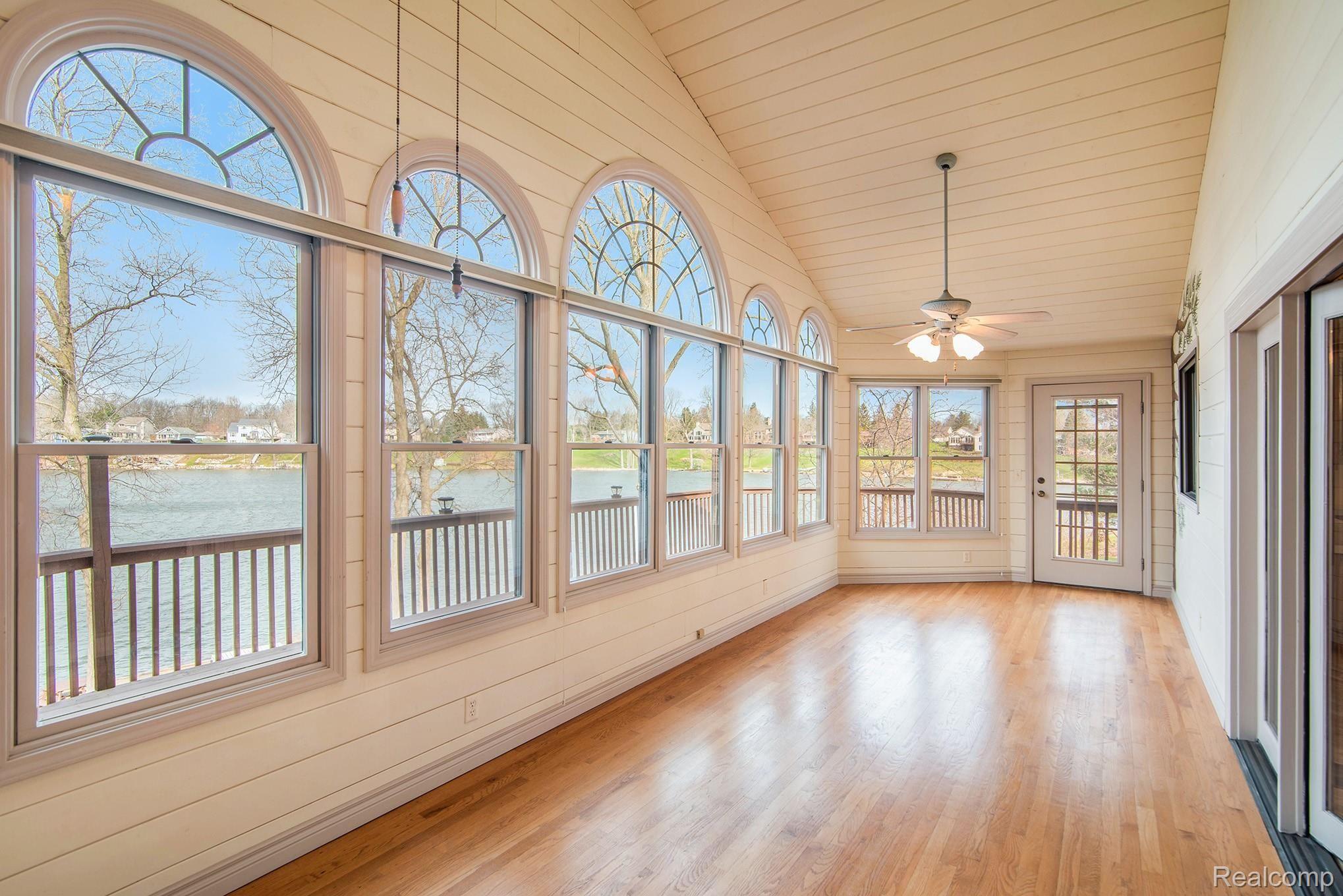 15526 Lobdell Road Linden, MI 48451 - Photo 22 of 42 DSC_9584.jpg