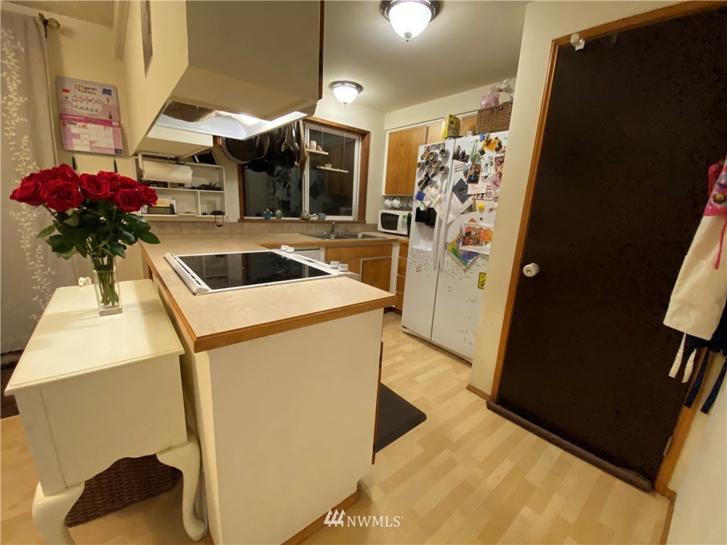 4130 Thornton Road Southeast Olympia, WA 98513 - Photo 7 of 15 Gallery Image 7