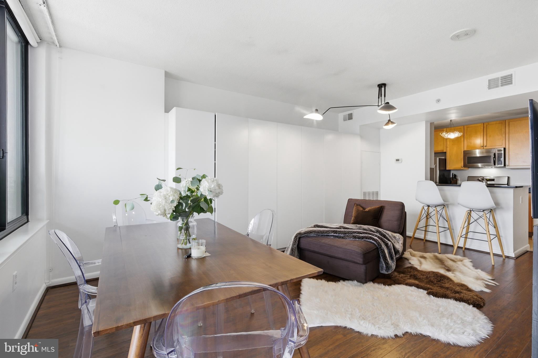 851 North Glebe Road, Unit 915 Arlington, VA 22203 - Photo 7 of 30