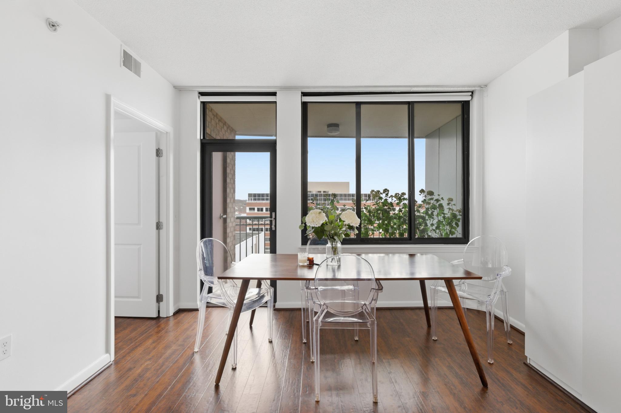 851 North Glebe Road, Unit 915 Arlington, VA 22203 - Photo 9 of 30