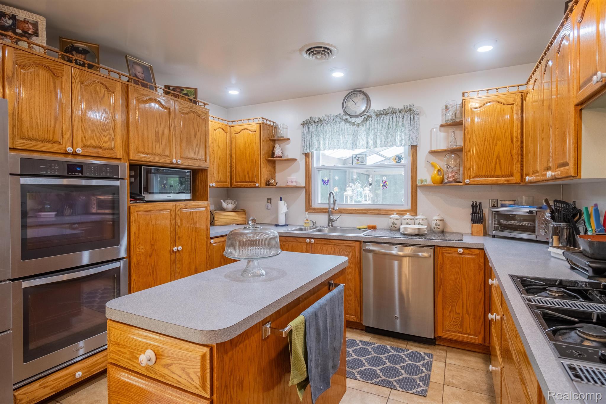4254 Highland Road Highland, MI 48357 - Photo 26 of 38