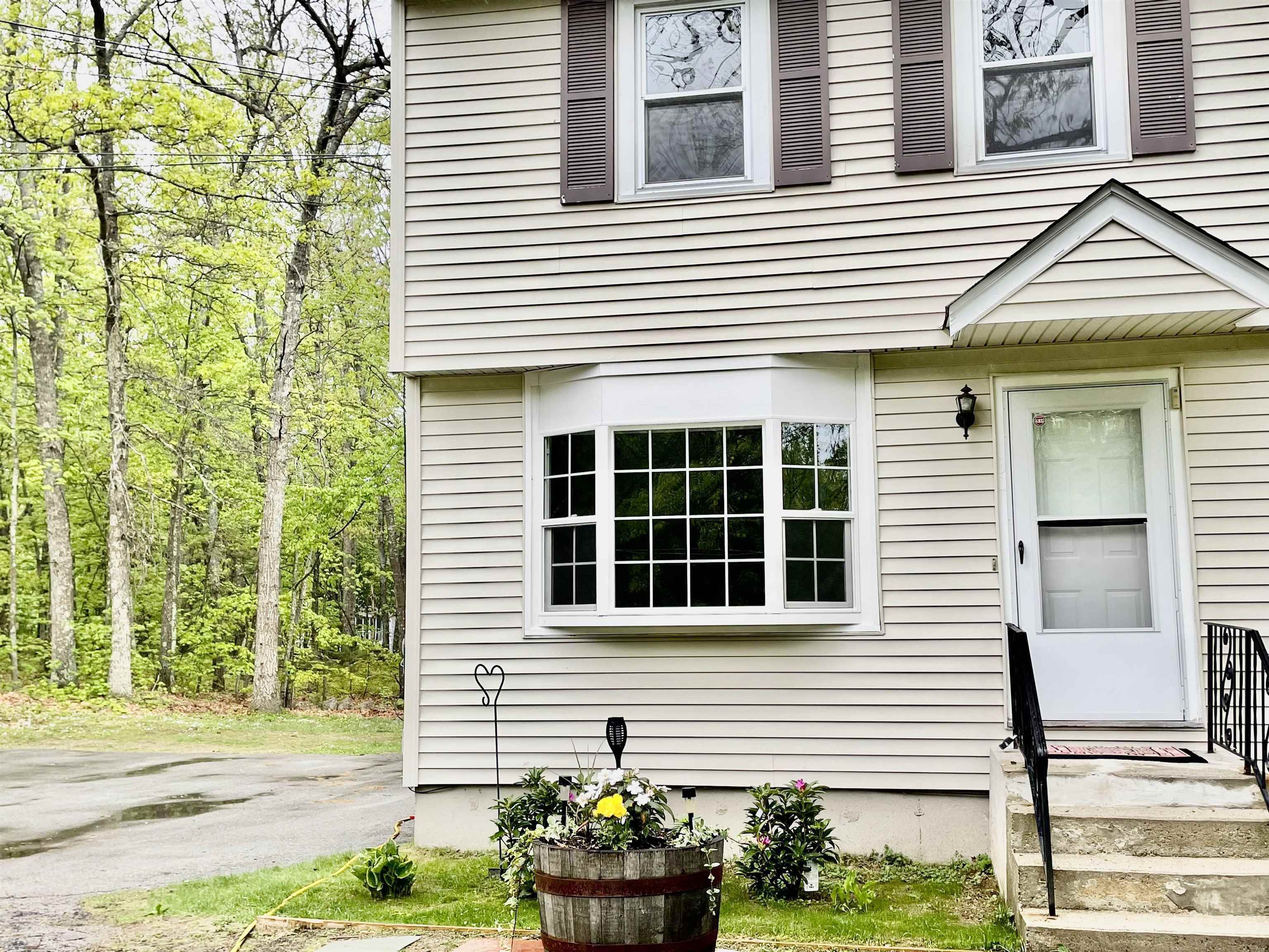 30 Emerald Drive, Unit L Derry, NH 03038 - Photo 2 of 12
