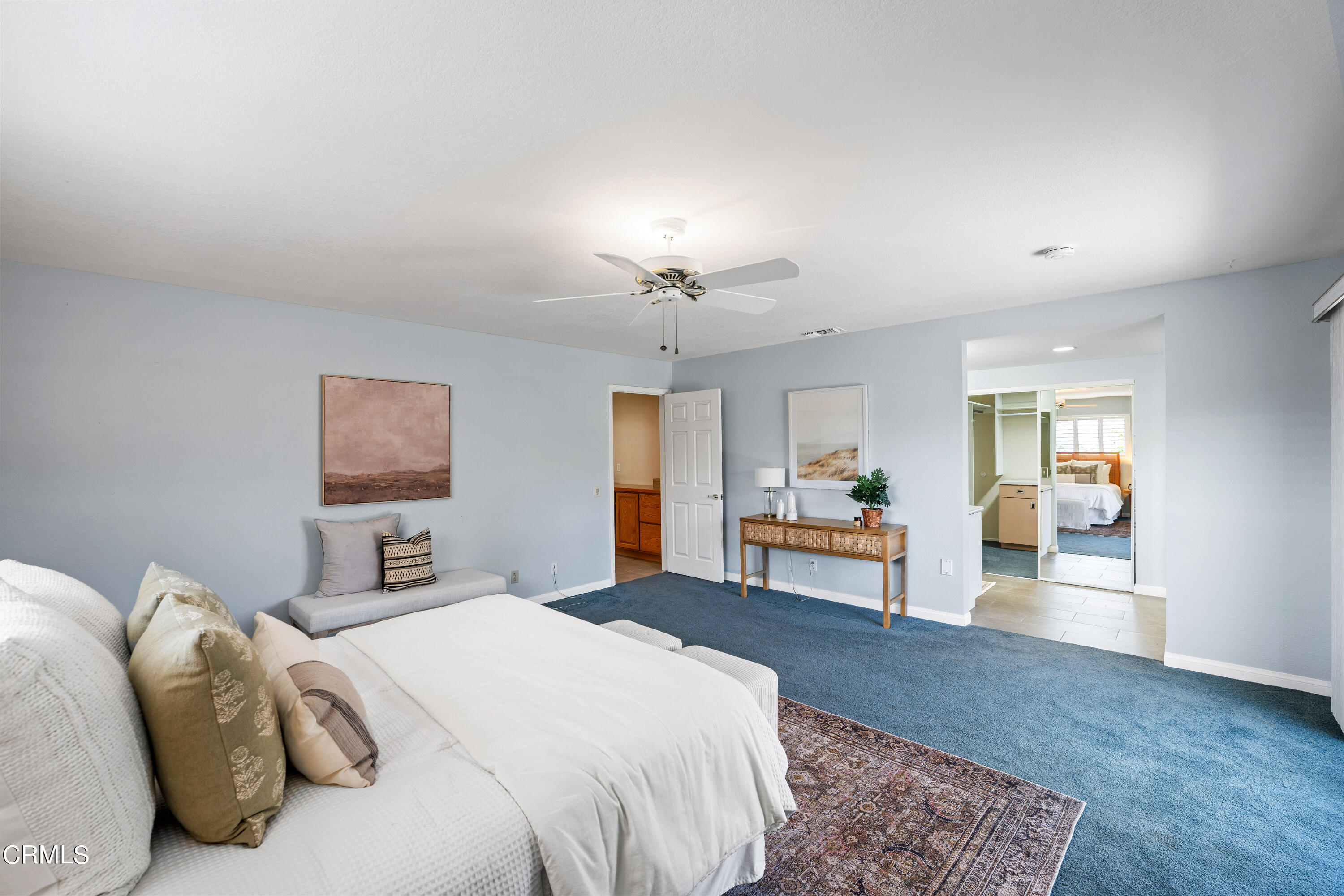 531 Ridgeline Drive Oak View, CA 93022 - Photo 18 of 36 a bedroom with a bed and a couch