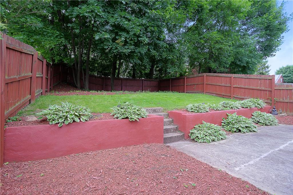 544 Loretto Road Pittsburgh, PA 15217 - Photo 18 of 22 Gallery Image 18