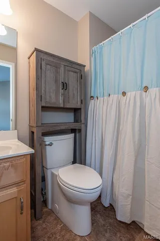 $329,900 | 909 Winston Court, Hillsboro, MO 63050