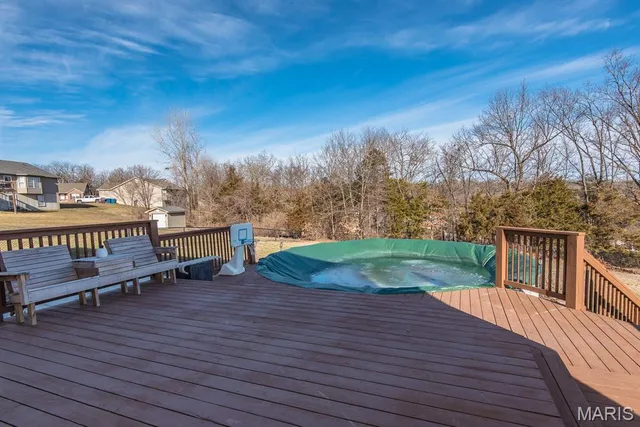 $329,900 | 909 Winston Court, Hillsboro, MO 63050