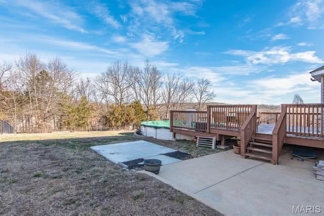 $329,900 | 909 Winston Court, Hillsboro, MO 63050