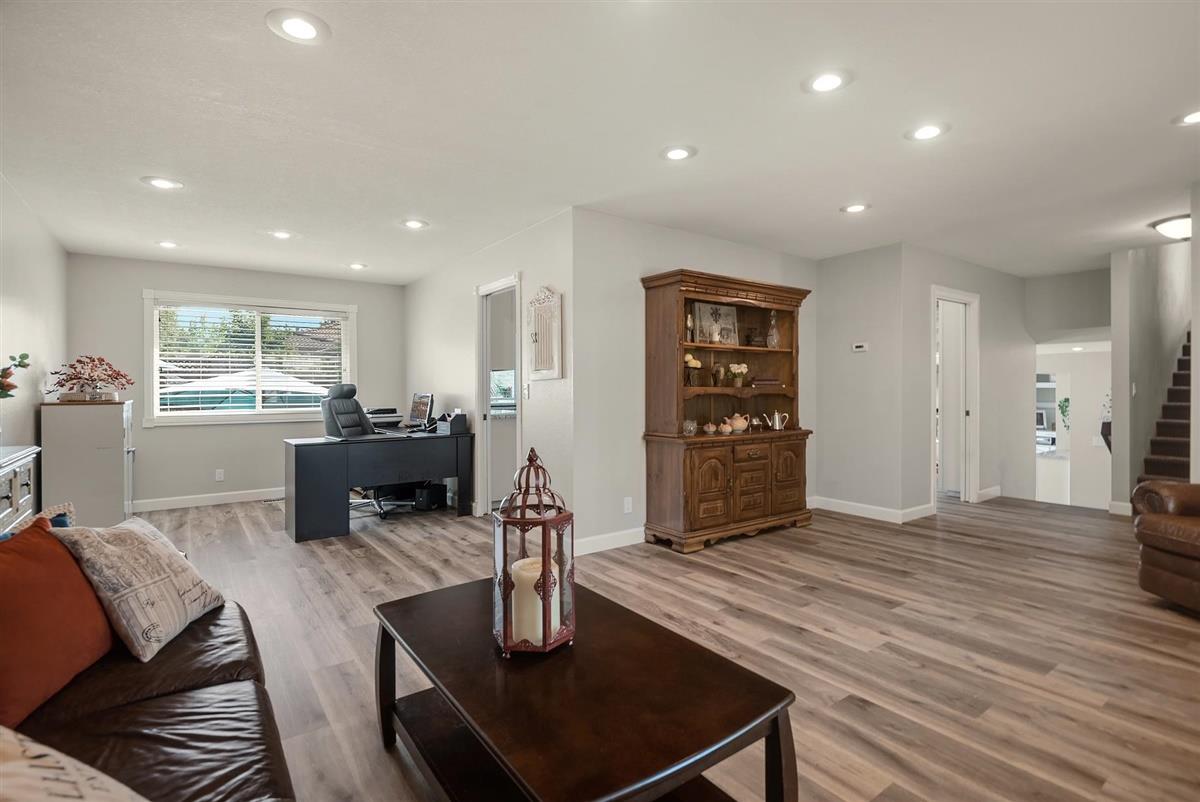 1428 Eagles Nest Lane Gilroy, CA 95020 - Photo 8 of 38 a living room with furniture