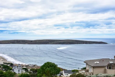 $2,225,000 | 459 Oceana Drive, Dillon Beach, CA 94929